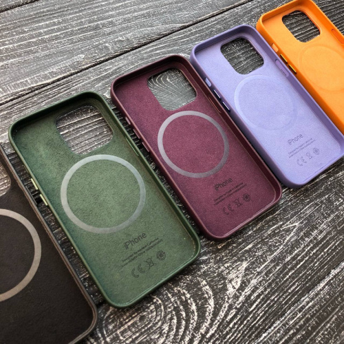 Чохол для iPhone 13 Pro Leather Case with MagSafe Midnight: фото 15 - UkrApple
