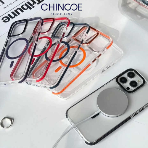 Чохол iPhone 15 Pro Shield Metal with MagSafe white : фото 7 - UkrApple