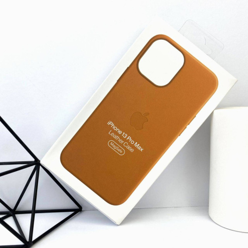 Чохол для iPhone 13 Pro Max Leather Case with MagSafe Golden Brown: фото 12 - UkrApple